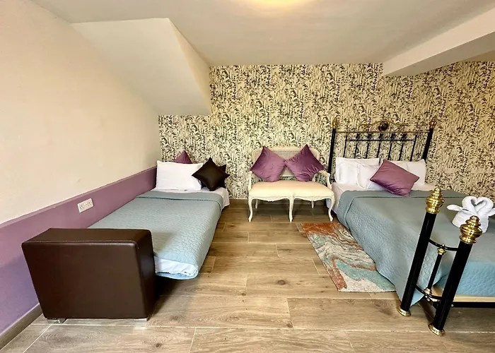 Girna By Mytravel House